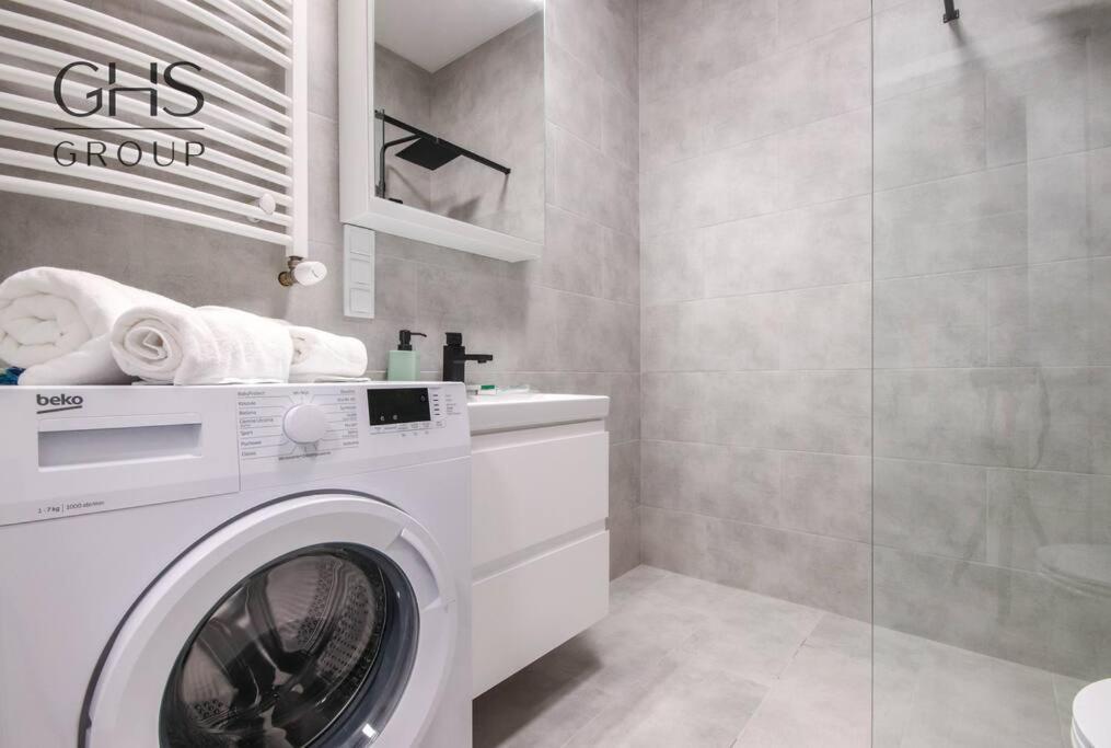 Apartamento Stylowy Apartament Blisko Dworca Glownego Cracovia Exterior foto